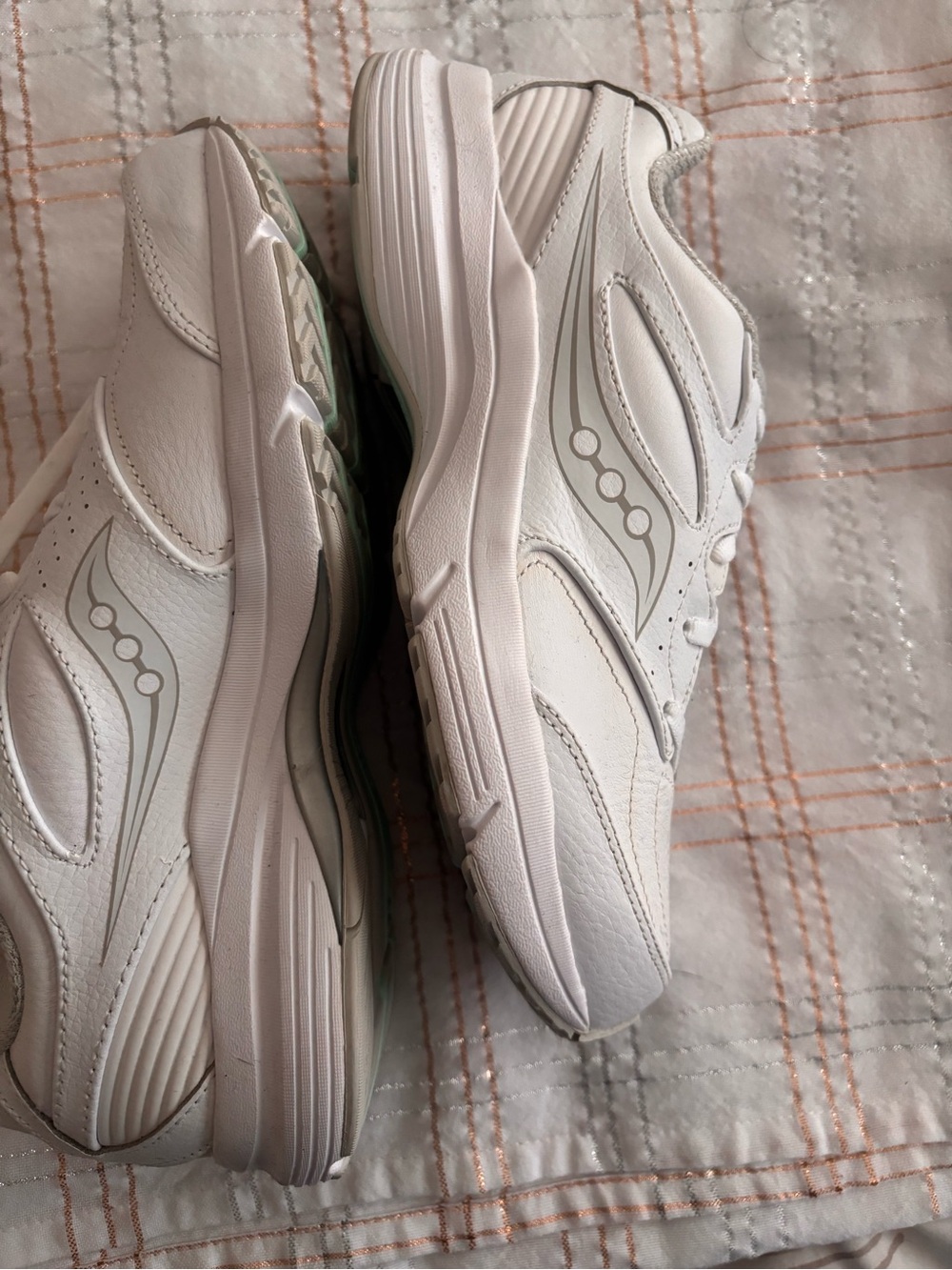 Saucony Women’s White Athletic Walking Sneakers with Silver Accents